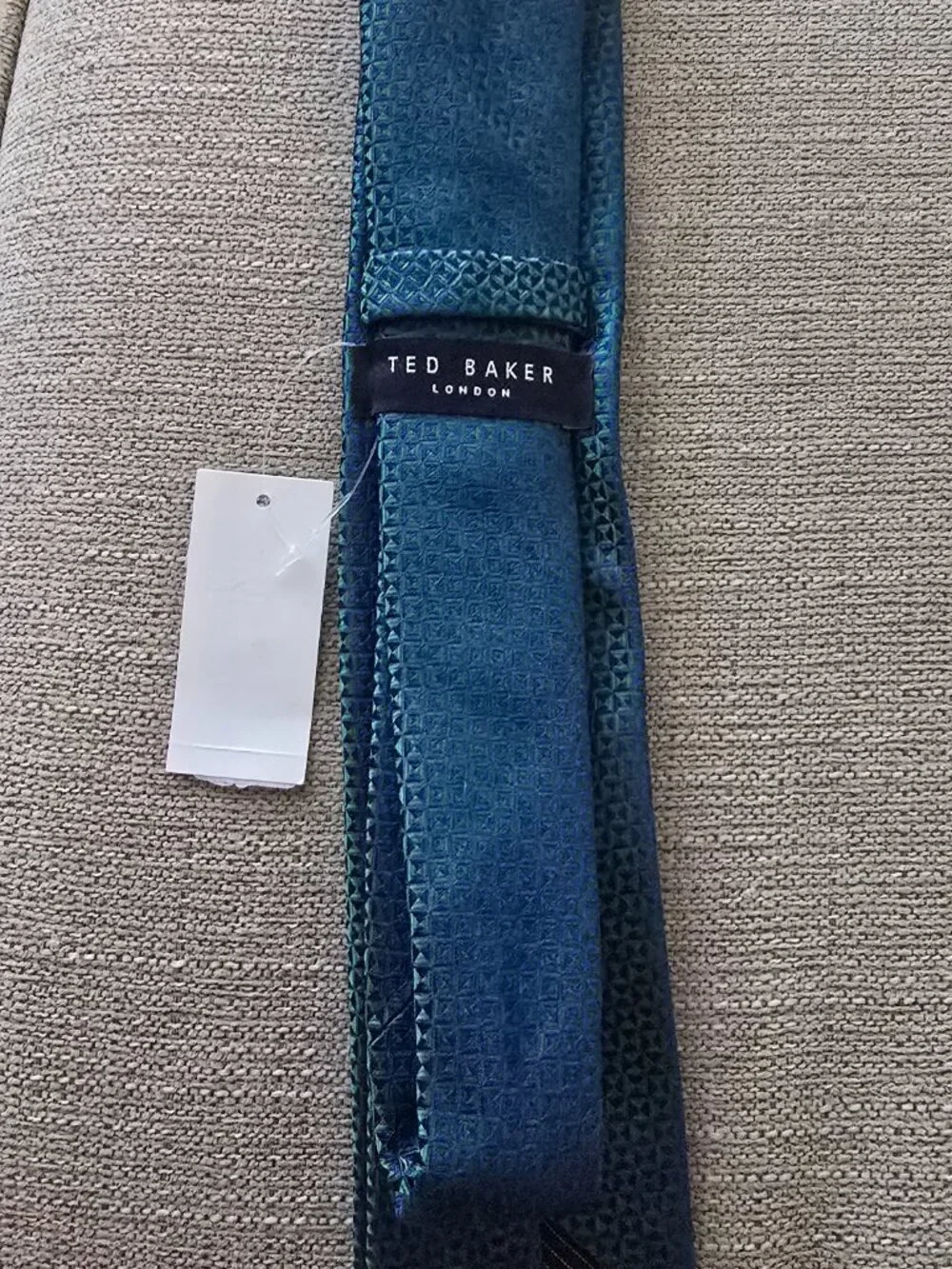 Ted Baker London Men’s Textured Geometric Silk  Tie NWT 100% silk